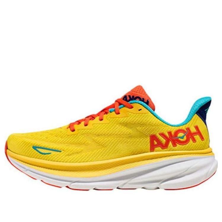 HOKA ONE ONE Clifton 9 'Fruta de la Pasión Maíz'